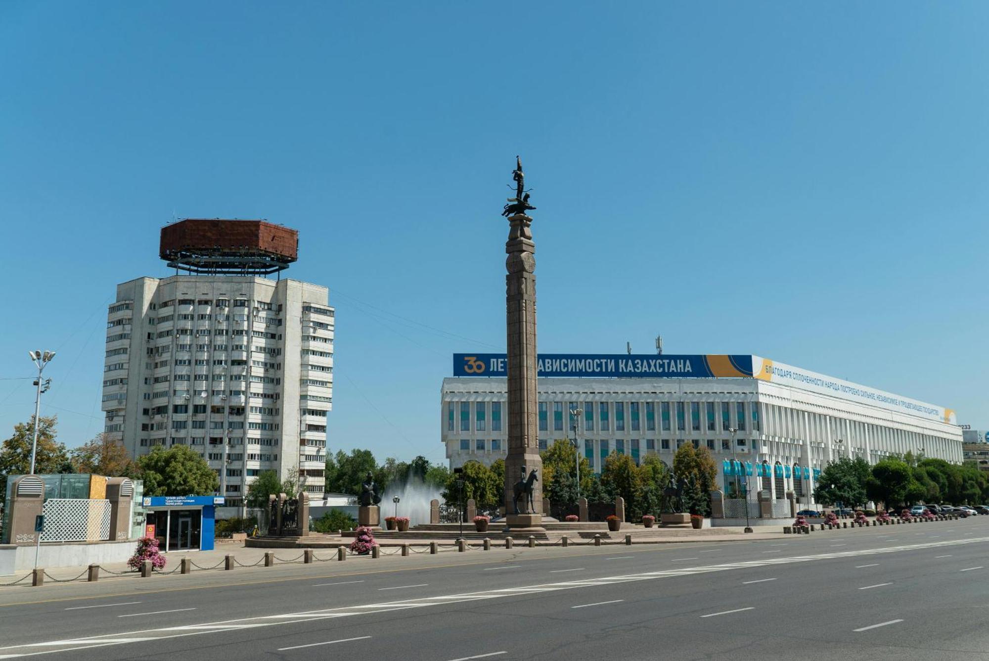 Nadezhda Apartments On Abay Avenue 59 Almaty Exteriér fotografie
